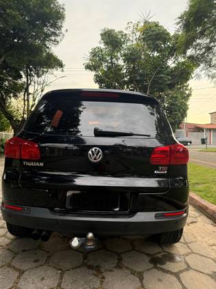 VOLKSWAGEN TIGUAN 1.4 TSI 16V TURBO GASOLINA 4P DSG VOLKSWAGEN TIGUAN 1.4 TSI 16V TURBO GASOLINA 4P DSG